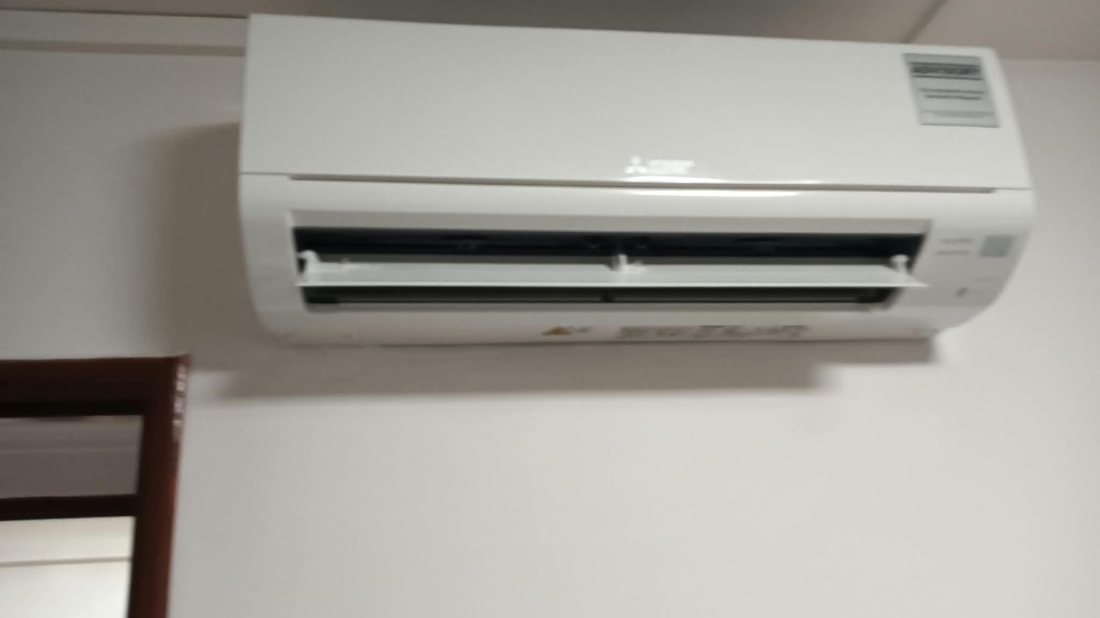 Aircon servicing by PROHANDY